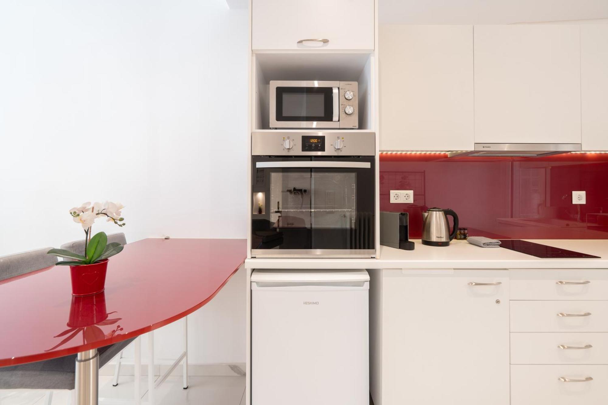 Sophisticated Modern Apt In Athens Center Экстерьер фото